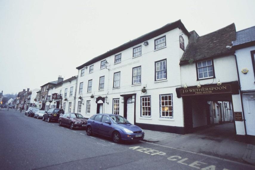 The Catherine Wheel Wetherspoon Hotel Henley-on-Thames Екстериор снимка