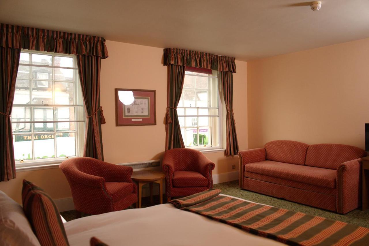 The Catherine Wheel Wetherspoon Hotel Henley-on-Thames Екстериор снимка