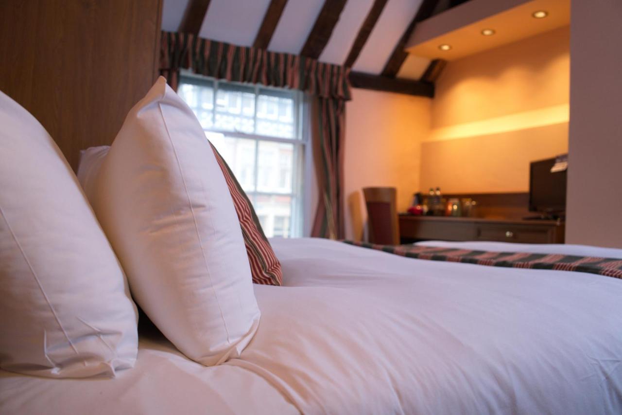 The Catherine Wheel Wetherspoon Hotel Henley-on-Thames Екстериор снимка